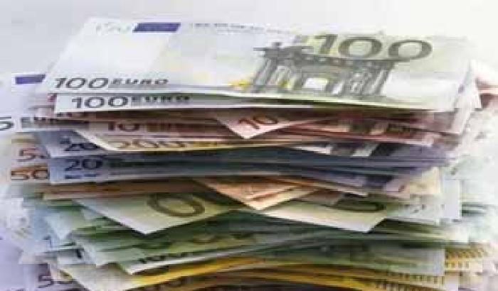 00078C-NEWS_3725 Iva al 21%: auto e abbigliamento i più colpiti