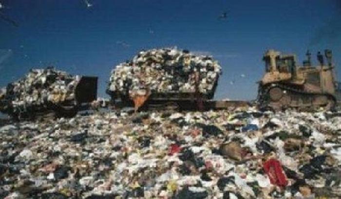 0009D5-NEWS_4934 Monnezza d’importazione