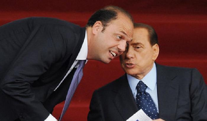 Silvio testa di c... la telefonata sulle dimissioni