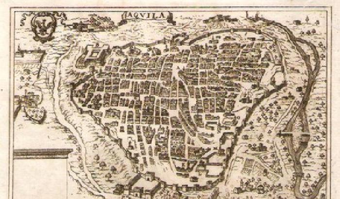 001A2C-NEWS_12866 L'Aquila piange in latino: Historia magistra vitae