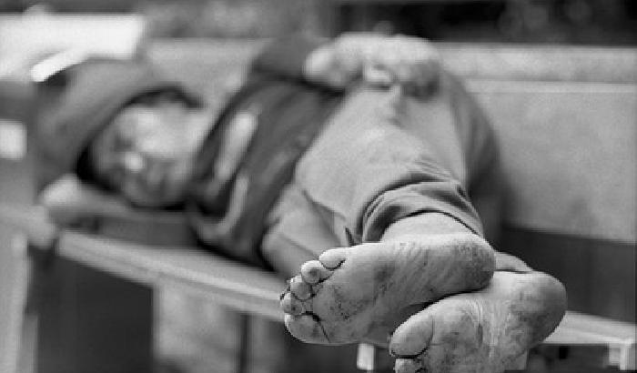 Piccole grandi storie per non smarrire la pietà