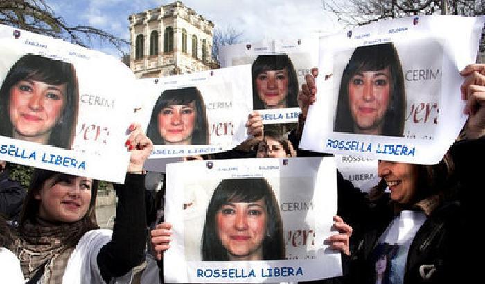 002175-NEWS_16686 Ostaggi: prigionieri nel braccio della morte