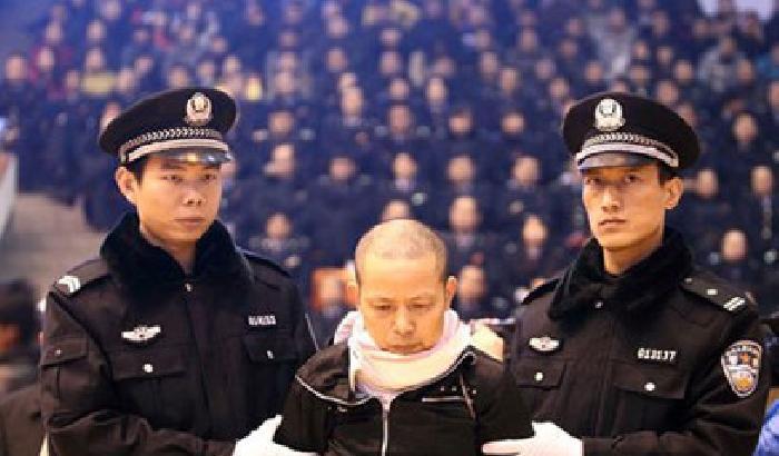 Cina: prima al talk show, poi dal boia