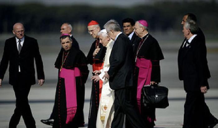 Il Papa con il bastone