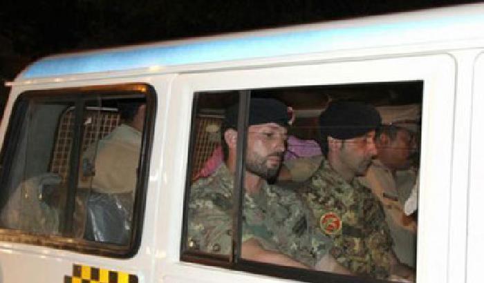 002545-NEWS_19102 Il giudice indiano accusa i marò: omicidio brutale