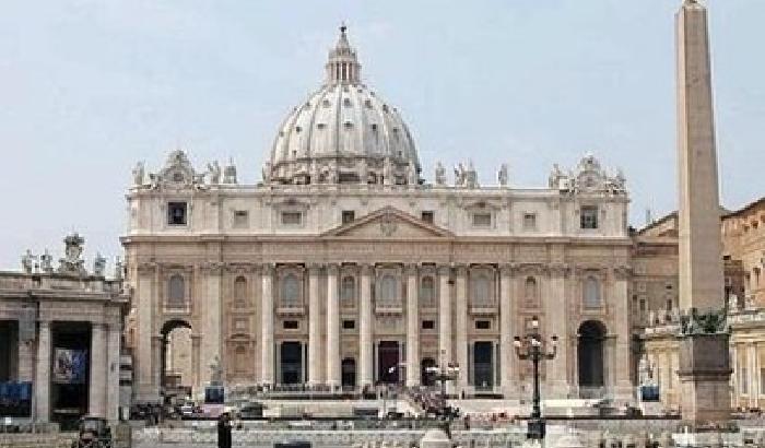 Il Papa: tristezza per le illazioni gratuite sul Vaticano