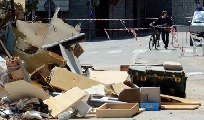 Emilia, nella notte 23 scosse