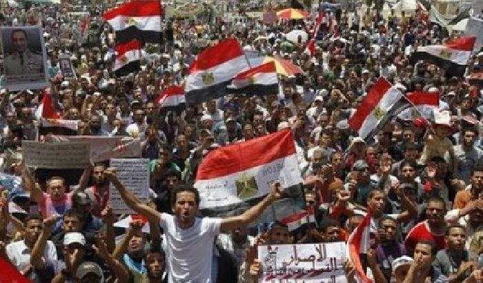 Egitto nel caos, sciolto il Parlamento