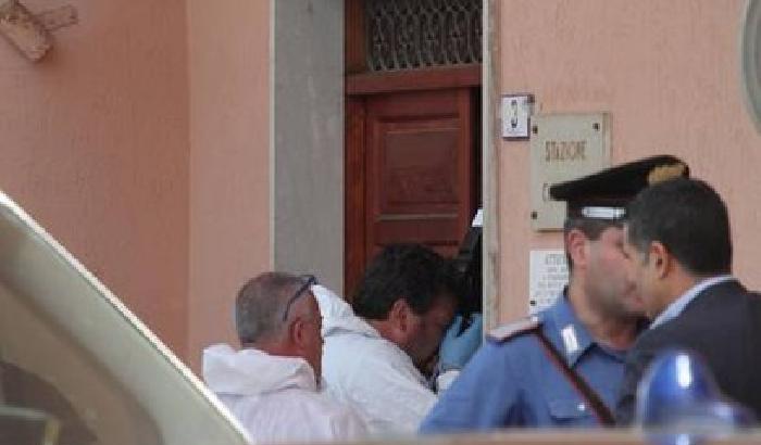 Lite in caserma, muoiono due carabinieri