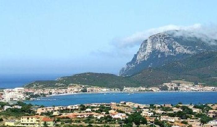 Golfo Aranci, storia di appalti e di omertà