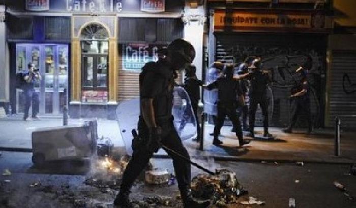 L'indignazione anti-tagli infiamma la Spagna