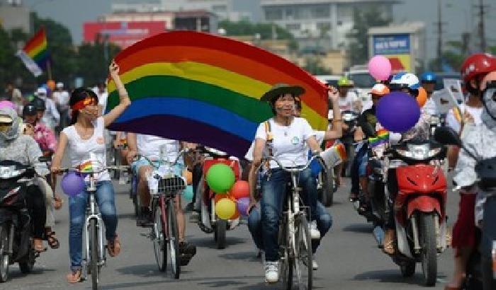 Il Vietman cambia: al via il gay pride