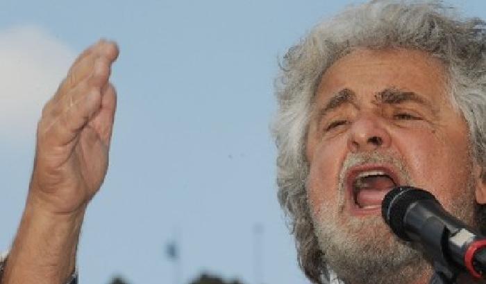 Accuse a Grillo: si fece pagare in nero