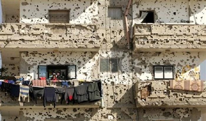 001F34-NEWS_15333 Gaza, giovane disoccupato si è dato fuoco