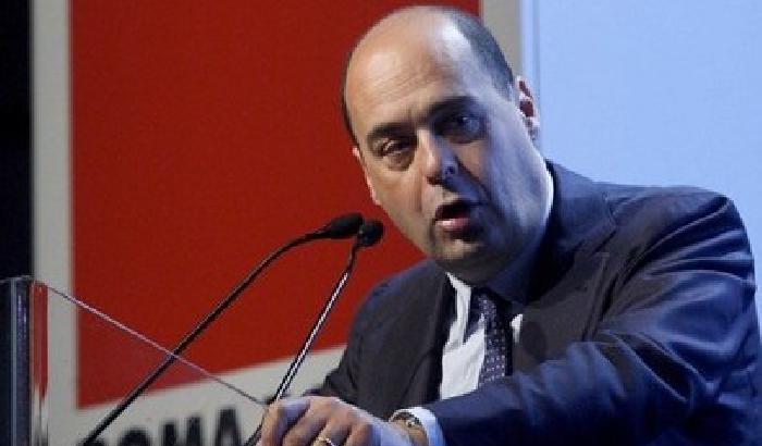 Lazio, Zingaretti in campo per il Pd: emergenza democratica