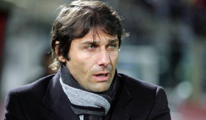 Conte si arrabbia in sala stampa