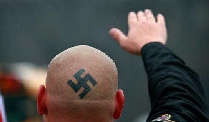 Stormfront: schedati e progetti per attaccare i campi nomadi