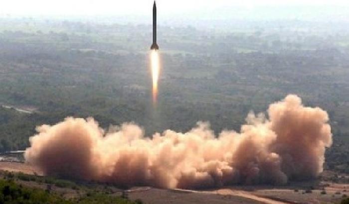 Il Pakistan testa missile nucleare