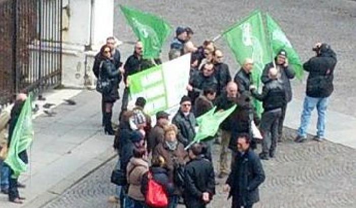 Aldrovandi, Anonymous attacca il sito del Coisp