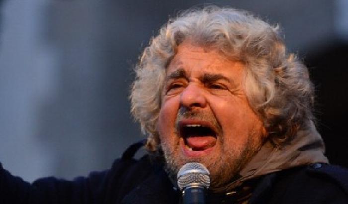 00A571-NEWS_81011 Fronda M5s, Grillo raduna i parlamentari in luogo segreto