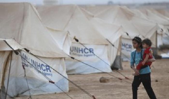 Siria, salgono a quattro milioni i rifugiati