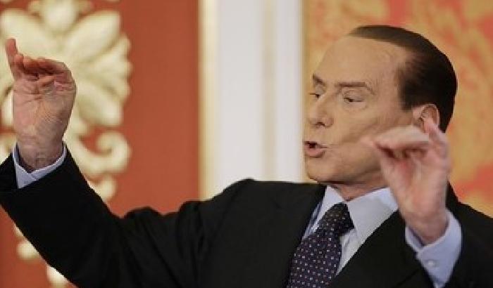 Berlusconi fischiato a Udine