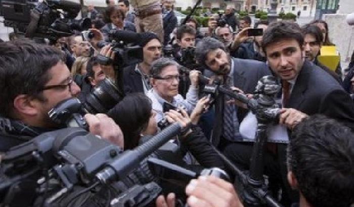 Montecitorio: tensioni in piazza. In centinaia protestano