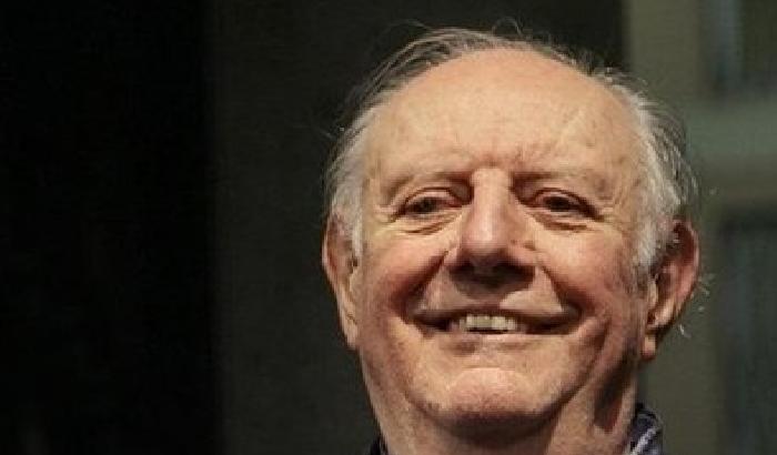 00A9D7-NEWS_83393 Dario Fo: aggredito per un lazzo grottesco