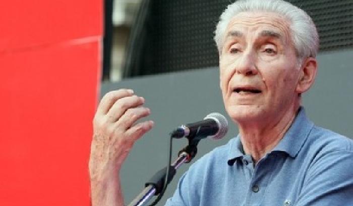 00A867-NEWS_82624 I grillini incontrano Rodotà a Montecitorio