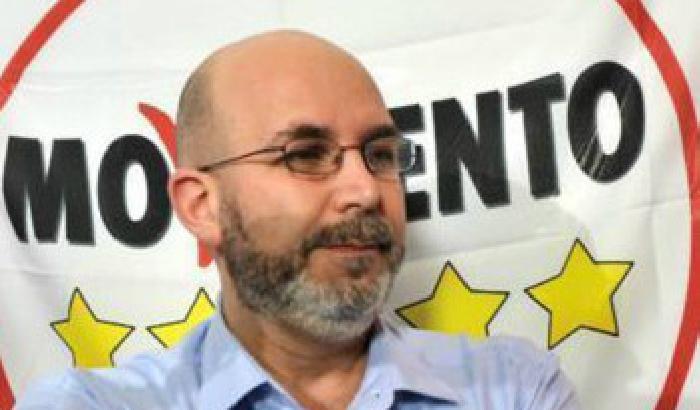 00ABCA-NEWS_84422 Crimi contestato: M5s ha salvato Berlusconi