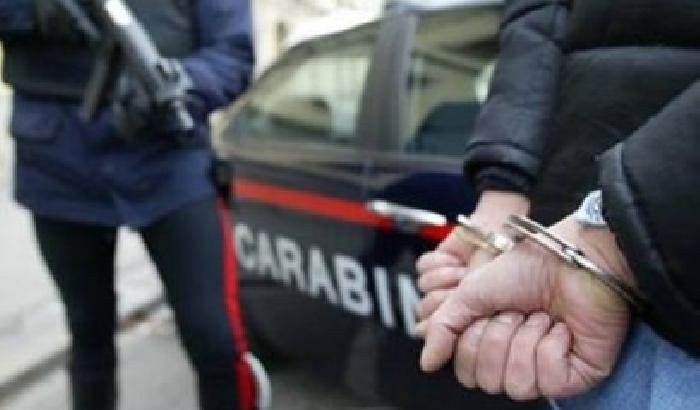 Pedofilo arrestato in flagranza a Ragusa