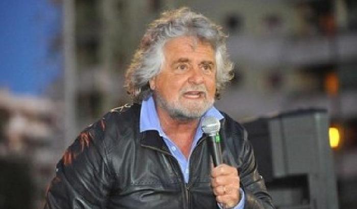 00B373-NEWS_88583 Grillo: taci, il giornalista ti ascolta