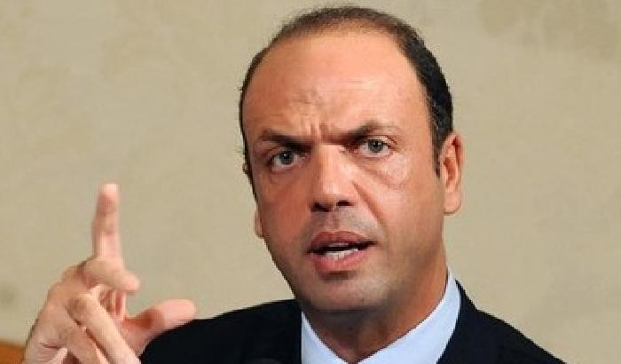 00B6F5-NEWS_90764 Alfano si dimetta: il Pd lavora alla exit strategy