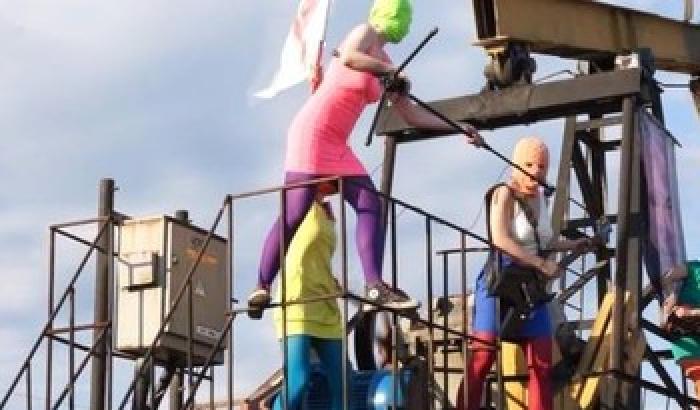 Le Pussy Riot colpiscono ancora (video)