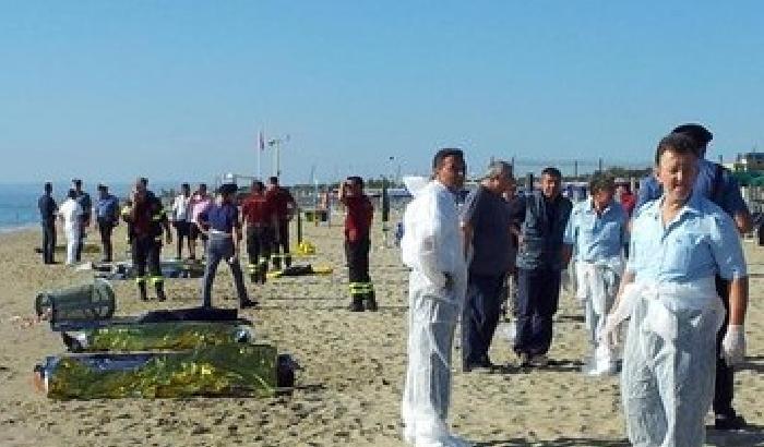 Sbarco a Catania, muoiono in mare sei migranti