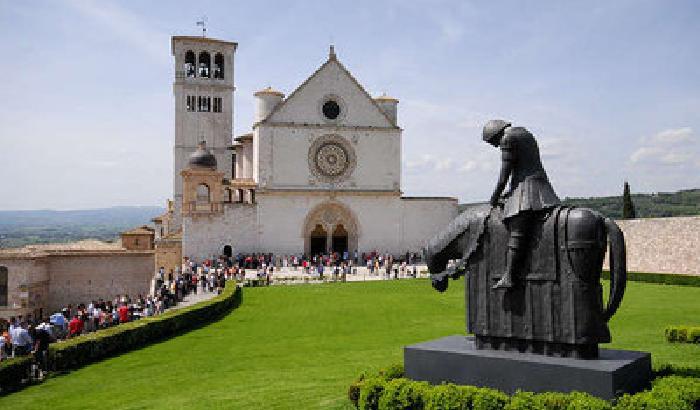 Da Francesco a Francesco: maratona per la pace ad Assisi