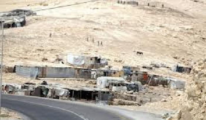 Beduini: abbandonati da Abu Mazen mentre Israele ci minaccia