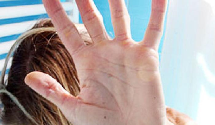 00BF41-NEWS_95748 Abusi su una ragazzina di 14 anni, arrestato