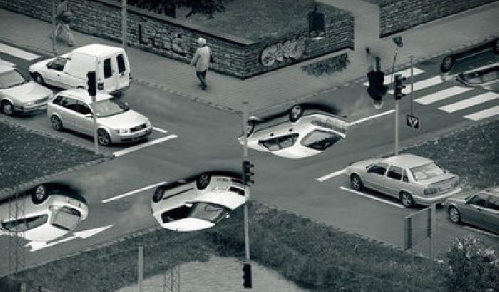 00BFB9-NEWS_96089 Il fascino discreto dell'assurdo