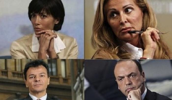 00C144-NEWS_97014 Chi è il politico peggiore del momento?