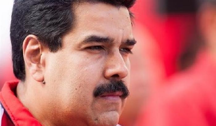 00C1D8-NEWS_97315 Venezuela: Maduro espelle 3 diplomatici Usa
