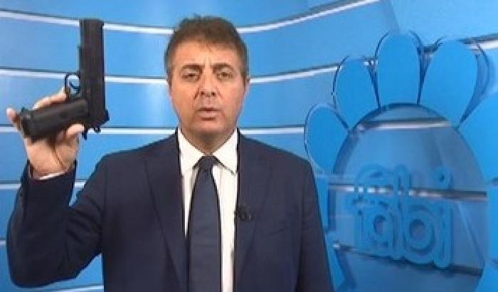 I sindacati: le banche usano la pistola contro i cittadini