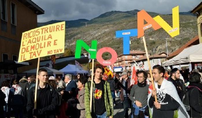 00C8A6-NEWS_101298 Ricostruire L'Aquila, abbandonare il Tav