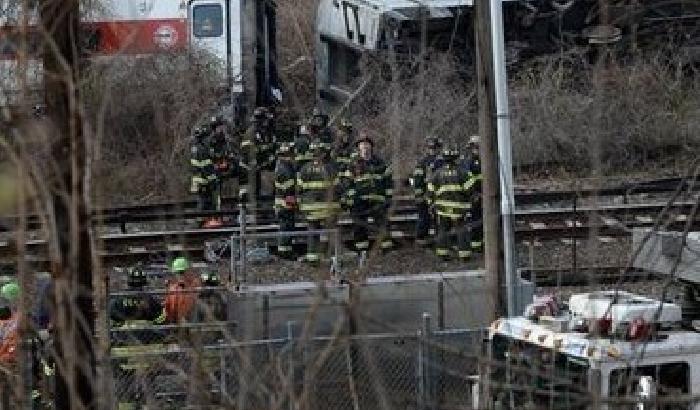 00CADE-NEWS_102518 Deraglia la metro a New York: 4 morti nel Bronx