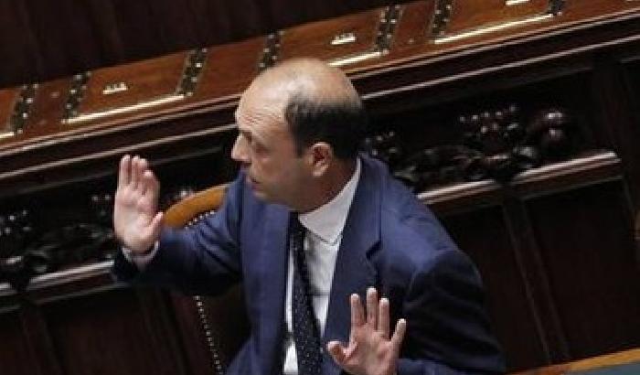 00CC81-NEWS_103446 Alfano: l'estrema destra sta cavalcando i forconi