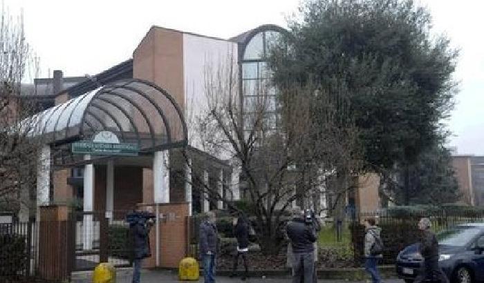 00CEFE-NEWS_104986 Uccide la moglie malata e poi si toglie la vita