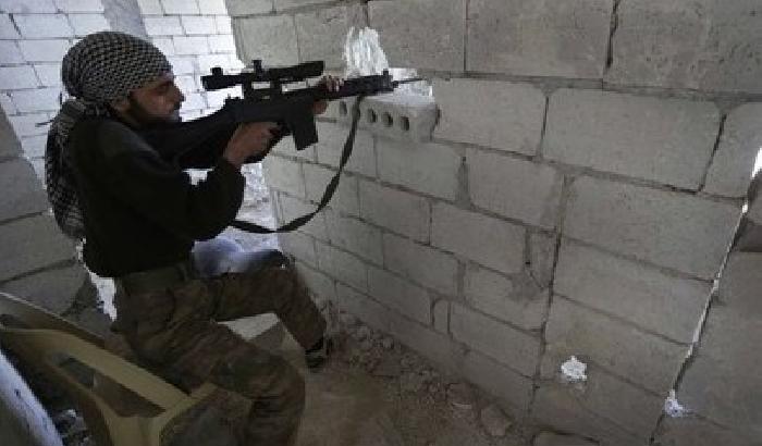 Siria: al Qaeda uccide 50 prigionieri ad Aleppo