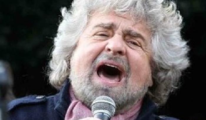 00D13E-NEWS_106166 Grillo contro la sintonia Renzi-Cav: è un'allucinazione