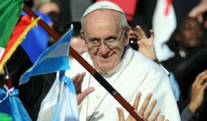 Bergoglio contro i pedofili: i bambini devono essere protetti