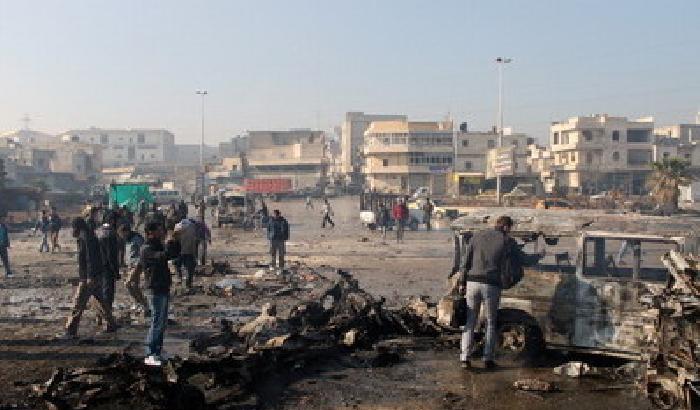 Siria, nuova strage: 85 morti